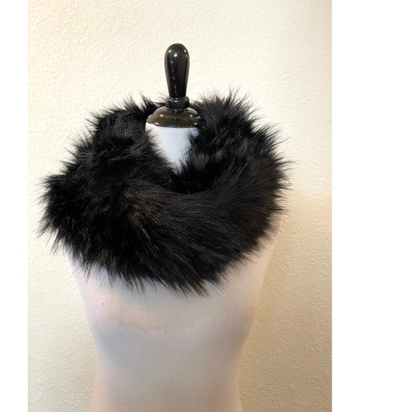 Karl Lagerfeld Accessories - New Karl Lagerfeld Faux Fox Fur Black Collar Muffler Scarf